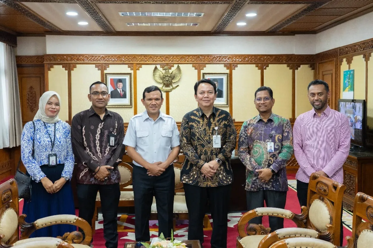 Foto: BSI Aceh silaturahmi dengan Wakil Gubernur Aceh, Fadhlullah ,SE