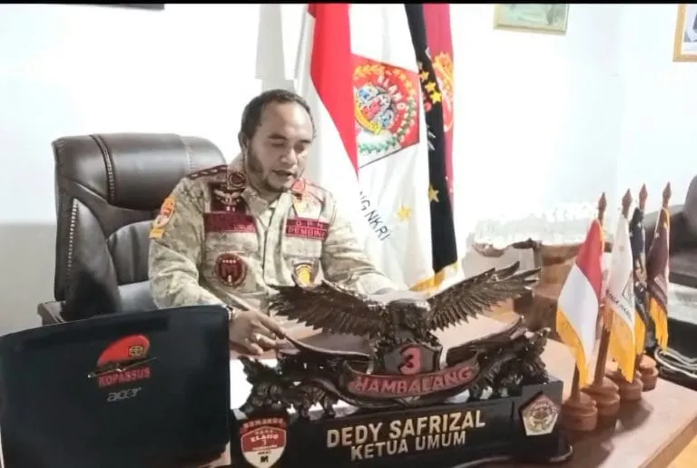 Foto: Ketua Umum Lembaga Pemantau Independen Elang Tiga Hambalang, H. Deddy Syafrizal