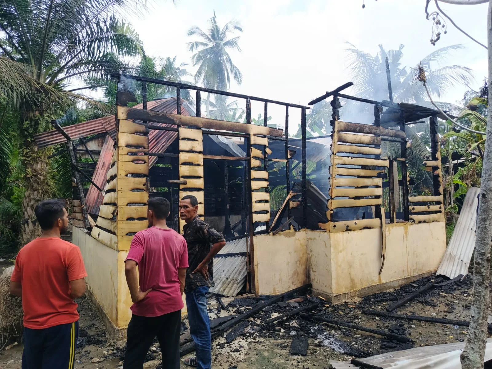 Foto: Kondisi Rumah Setalah Terjadi Kebakaran, Dok. Pasesatu.com